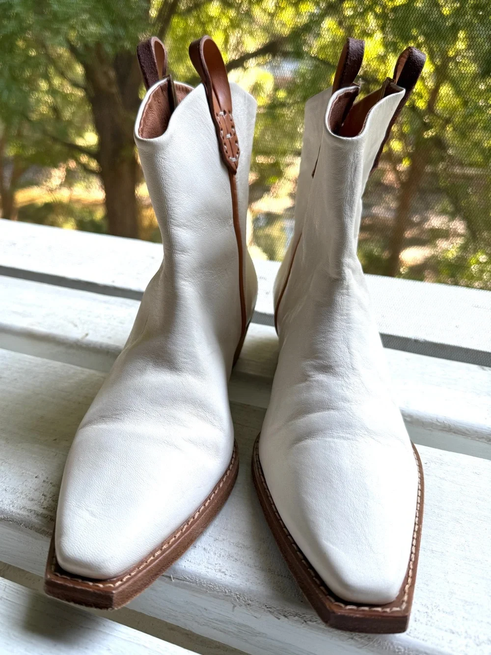 We The Free Free People Wesley Ankle Boots White Leather Western Cowboy 37 US 7